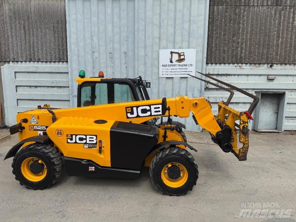 JCB 525-60 伸缩臂叉装车|叉装车