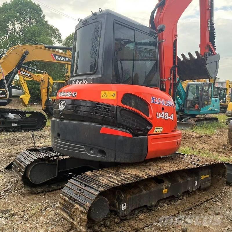 Kubota U 48 小型挖掘机