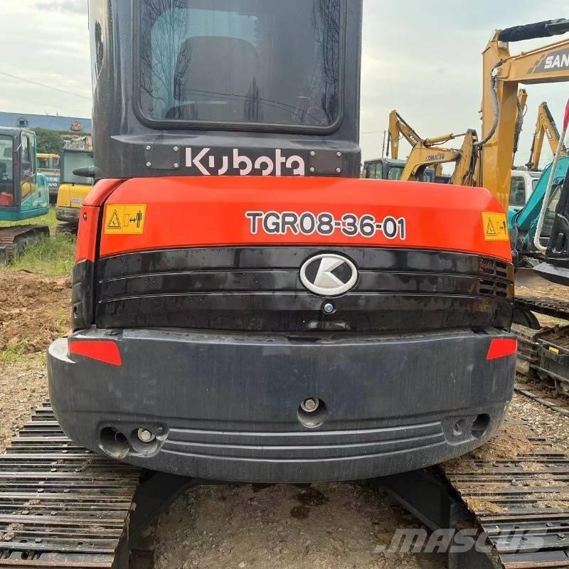 Kubota U 48 小型挖掘机