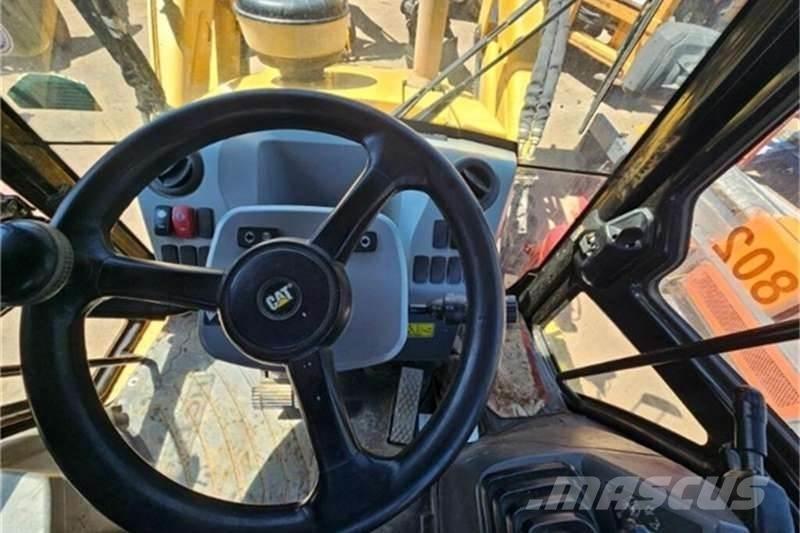 CAT 426F2 TLB 反铲装载机