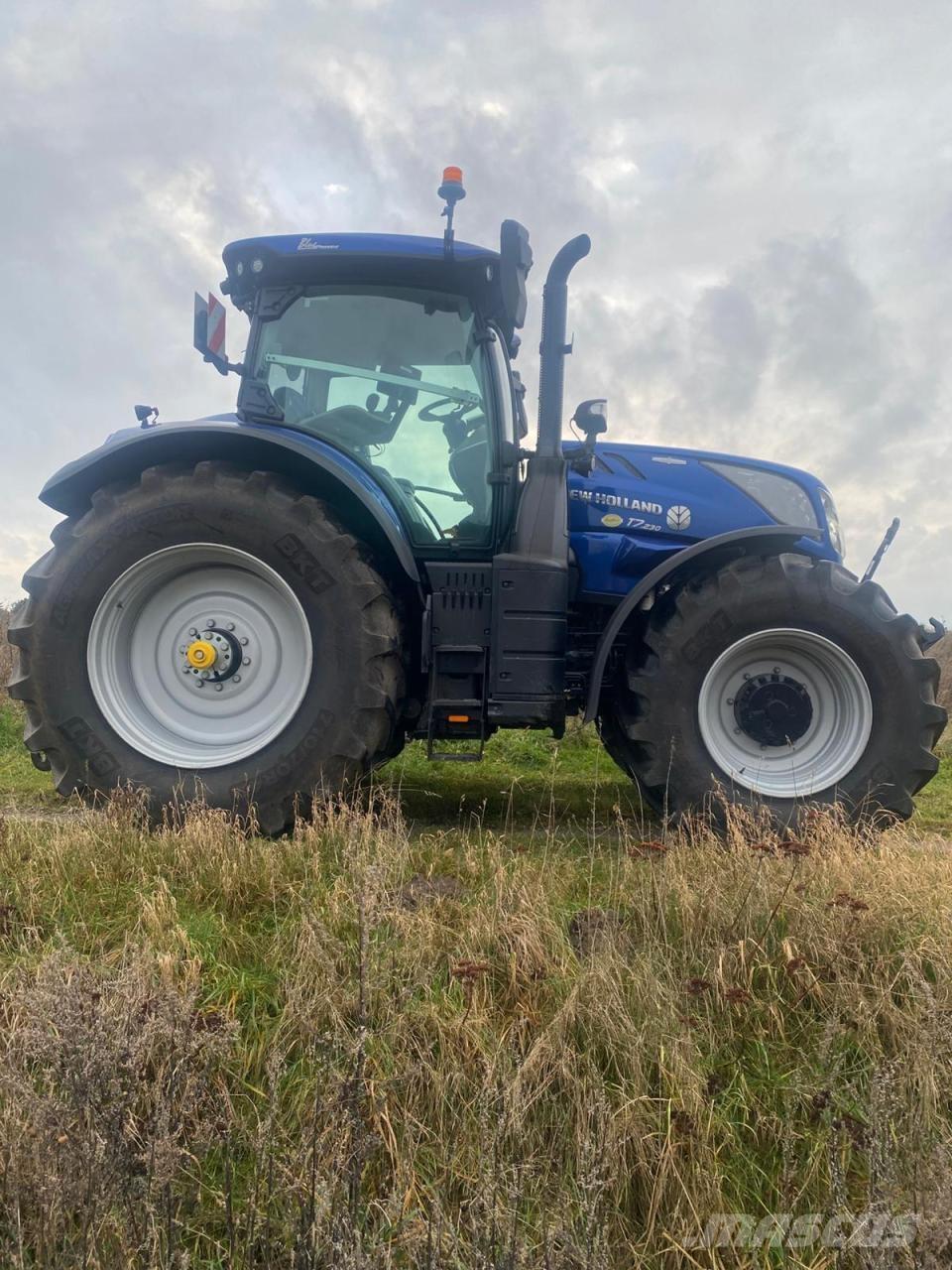New Holland T7.230 拖拉机/农用车
