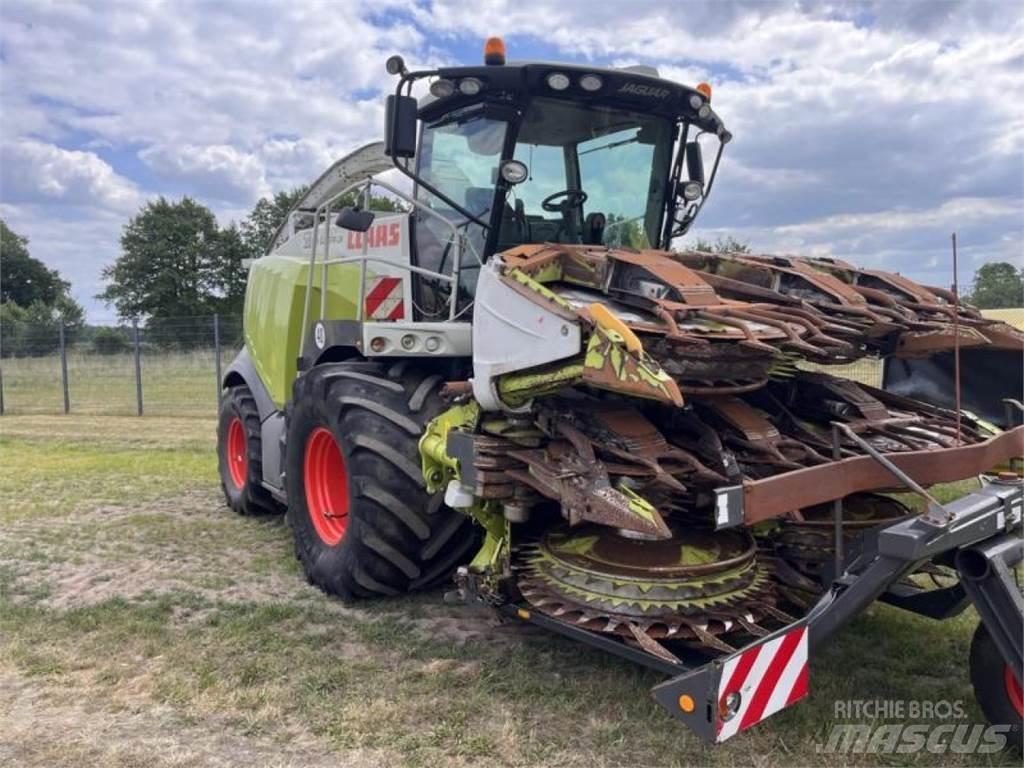 CLAAS Jaguar 980 自走式青贮饲料收割机