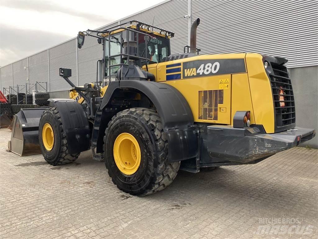 Komatsu WA480-8 轮式装载机