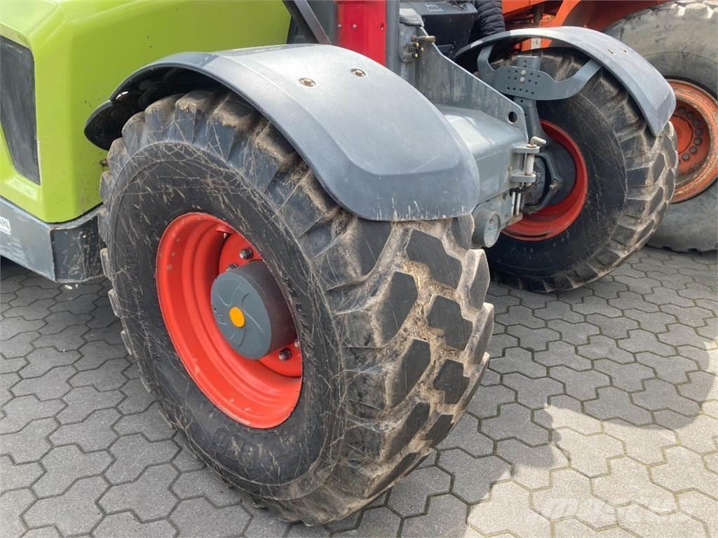 CLAAS Scorpion 756 伸缩臂叉装车|叉装车