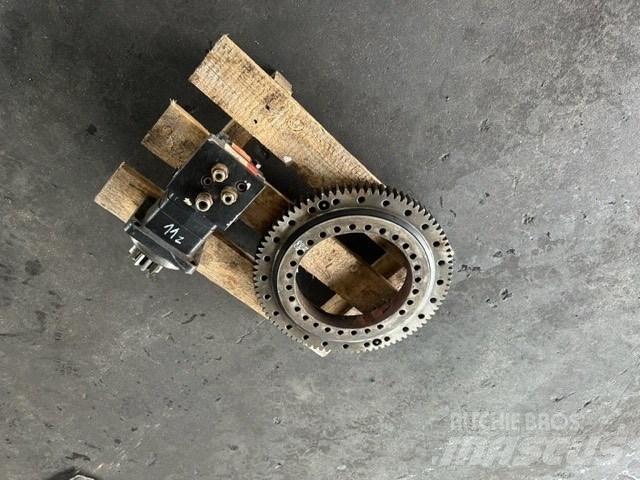 Manitou 105 VJR 车载式高空作业车
