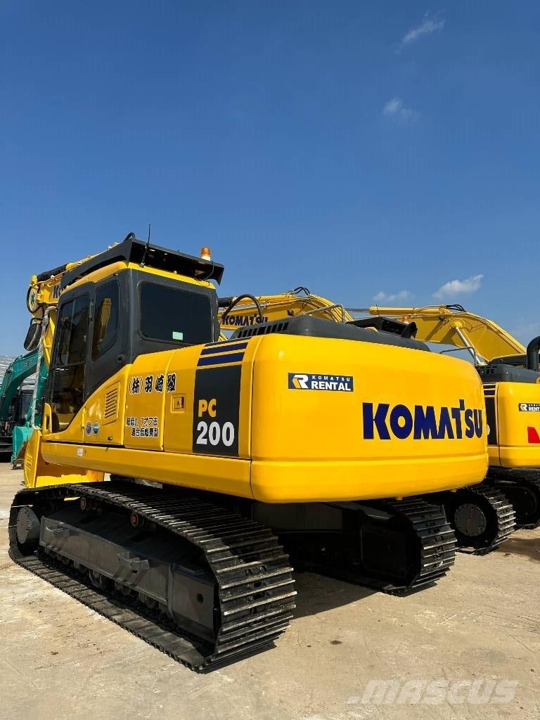 Komatsu PC 200-7 履带挖掘机