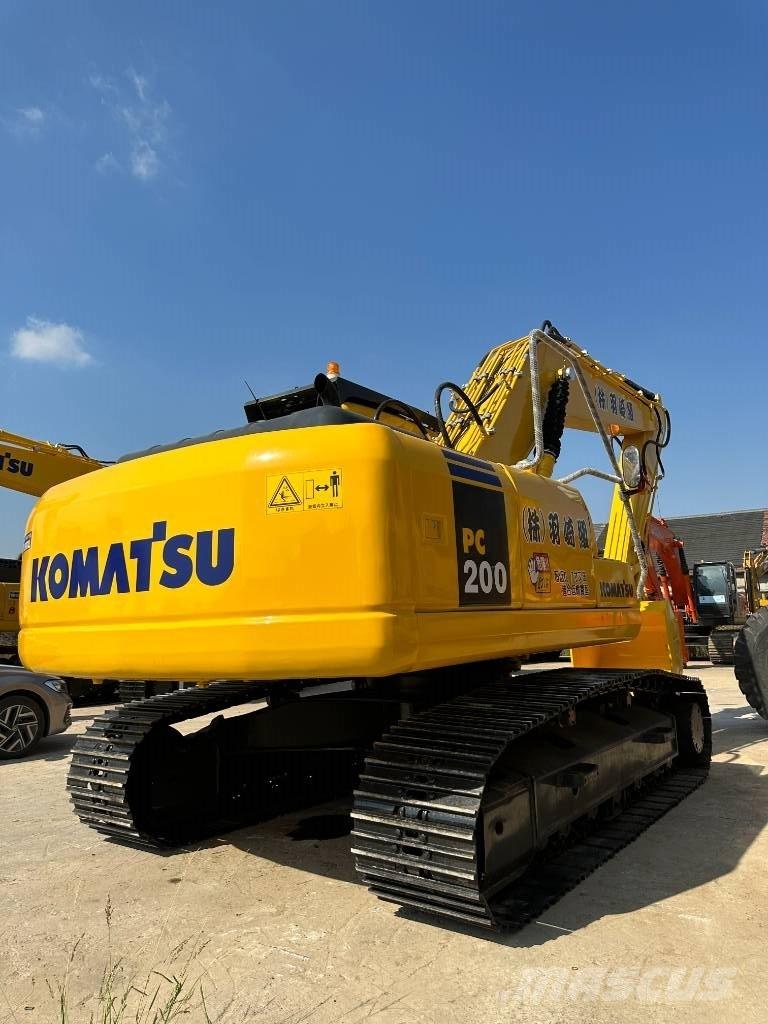 Komatsu PC 200-7 履带挖掘机