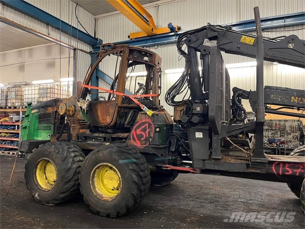 John Deere 1210E 集运机
