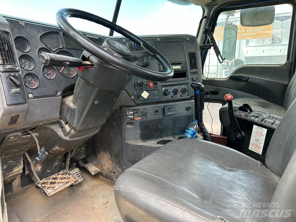 Mack GU 800 其他货车