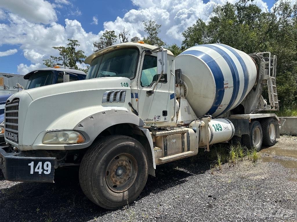 Mack GU 800 其他货车
