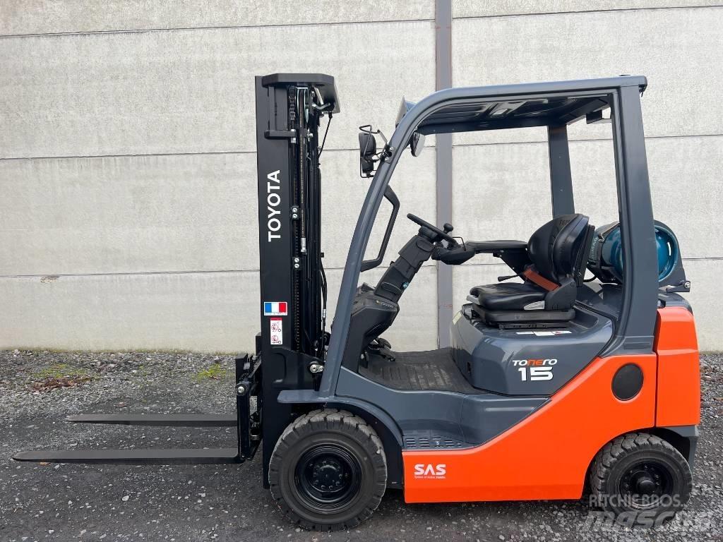 Toyota 02-8 FGF 15 天然气叉车