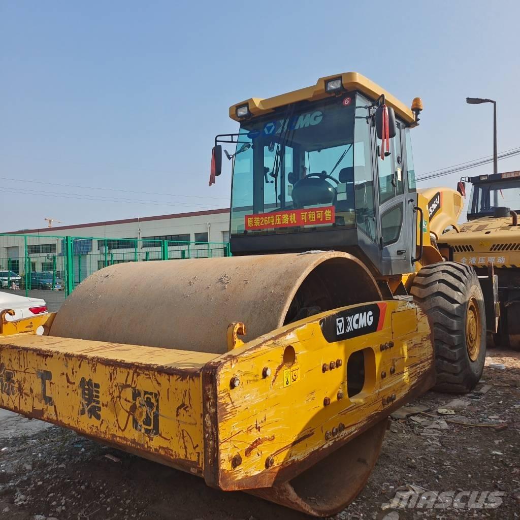 XCMG XS 263J 单轮压路机