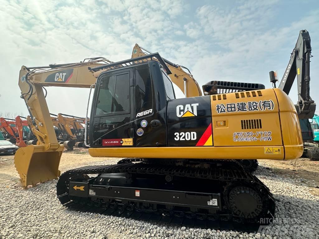 CAT 320 D 中型挖掘机