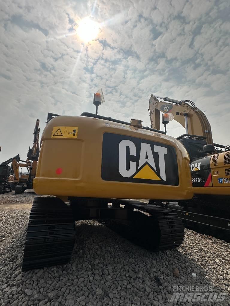CAT 320 D 中型挖掘机