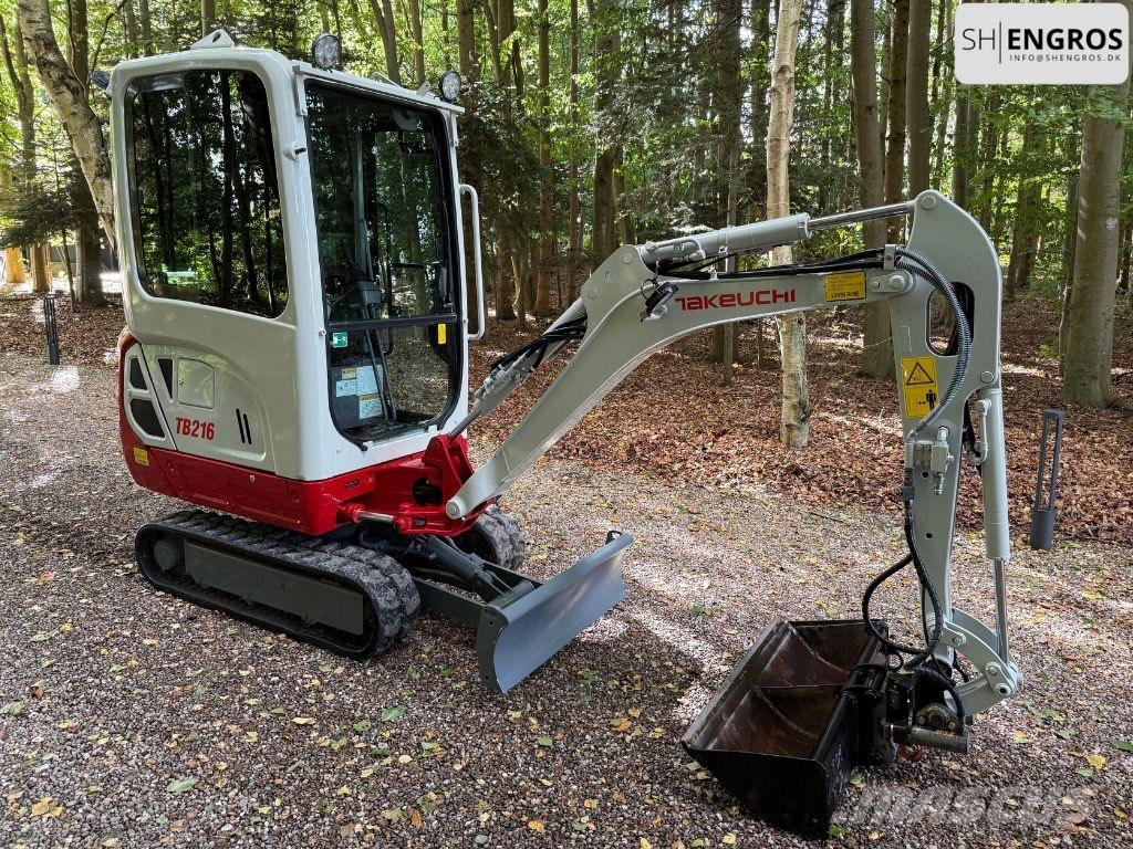 Takeuchi TB 216 小型挖掘机