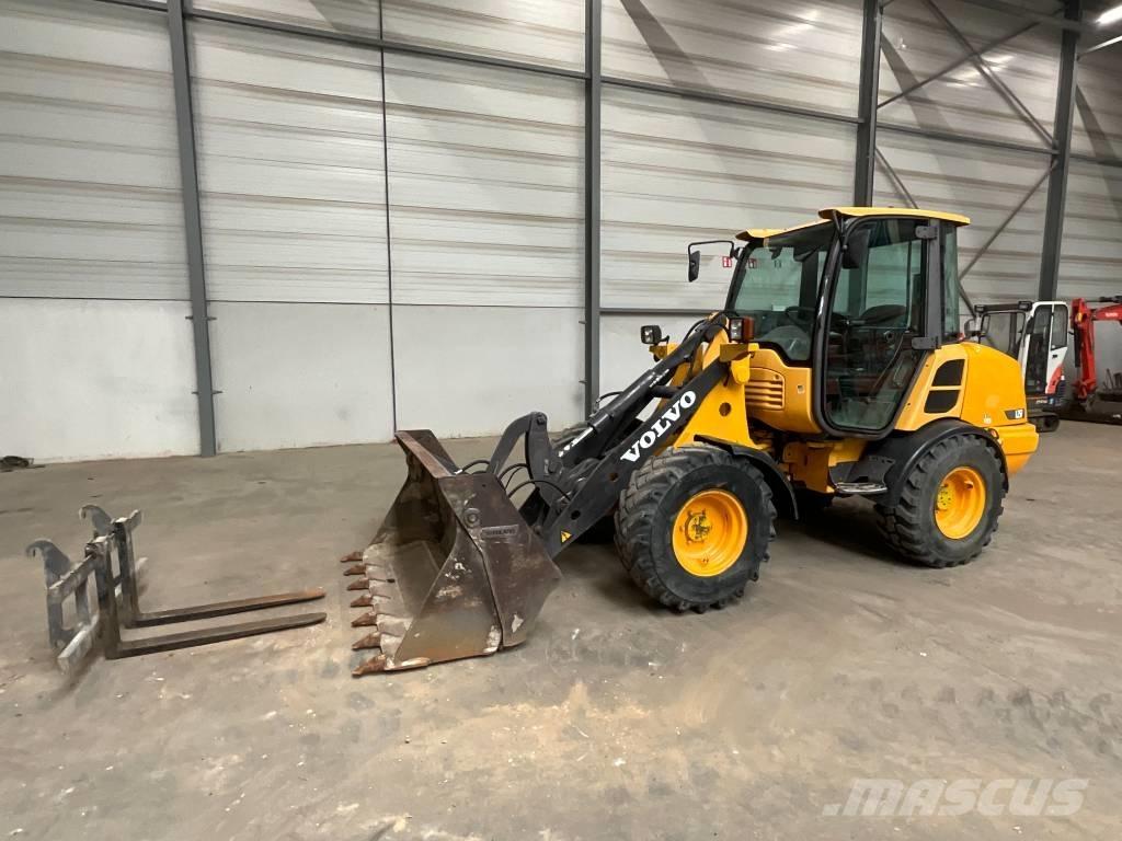 Volvo L 25 F 轮式装载机