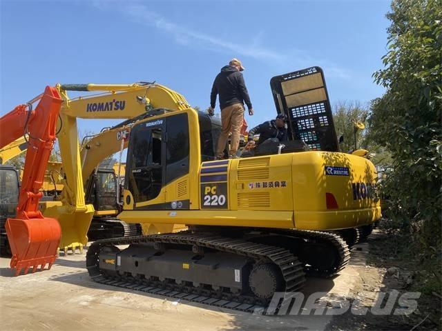 Komatsu PC 220-8 履带挖掘机