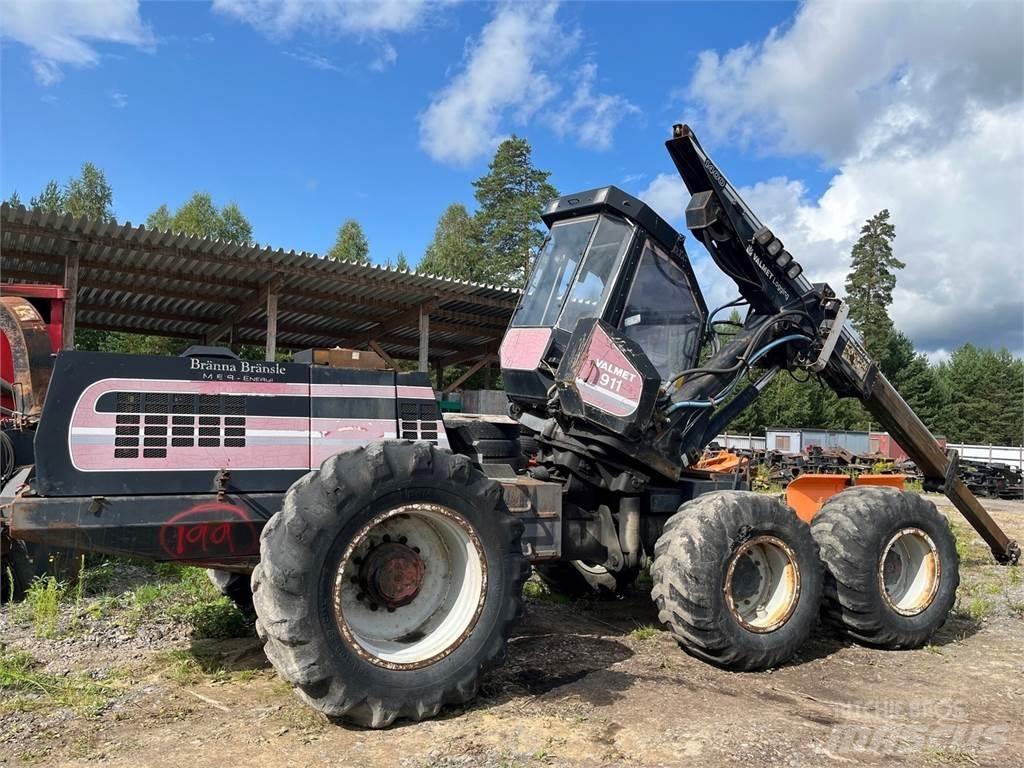 Valmet 911 收割机