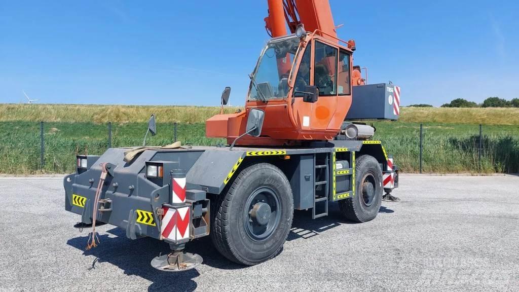 Terex RC30 越野轮胎起重机︳越野吊︳越野起重机︳移动式起重机