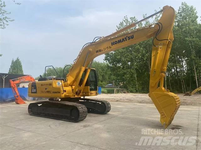 Komatsu PC 220-8 履带挖掘机