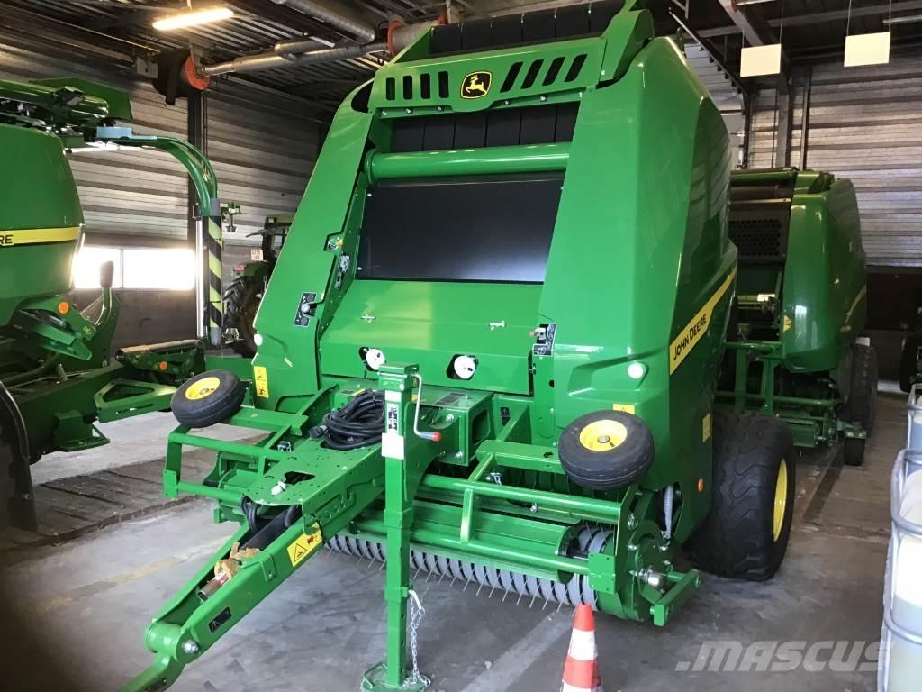 John Deere V461M 圆捆打捆机