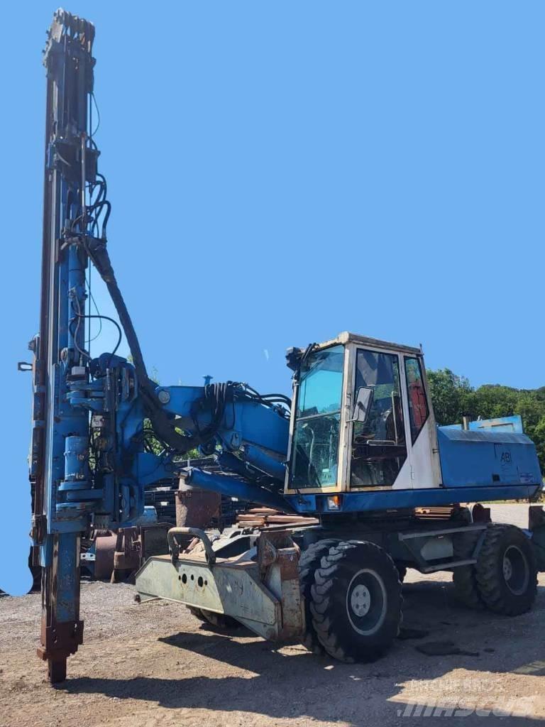 Sennebogen ZM19T 振动打桩锤