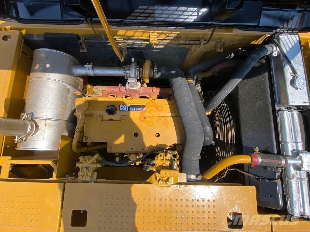 CAT CAT320 D2 履带挖掘机