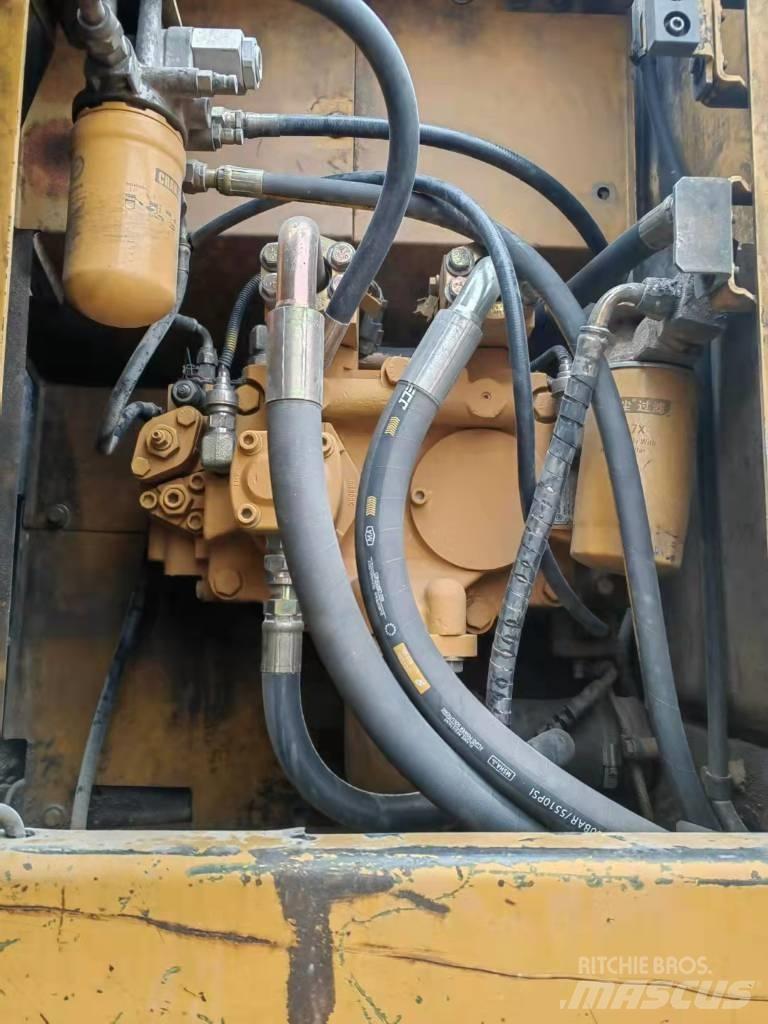 CAT 320 C U 履带挖掘机