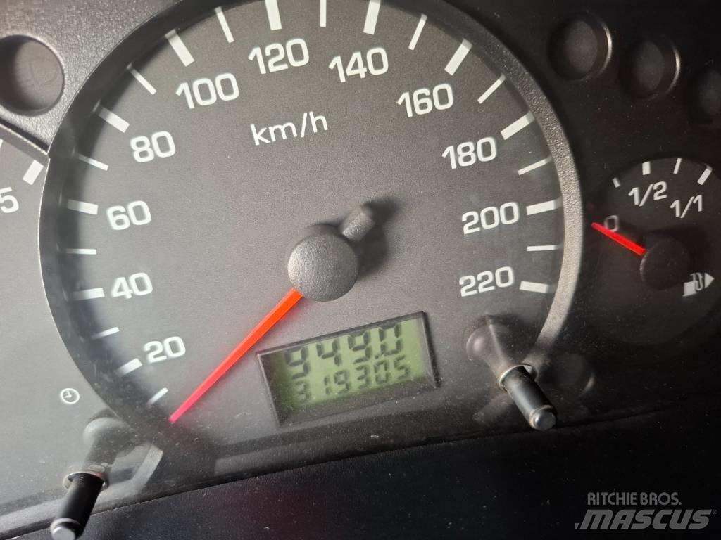 Ford Connect 大型面包车