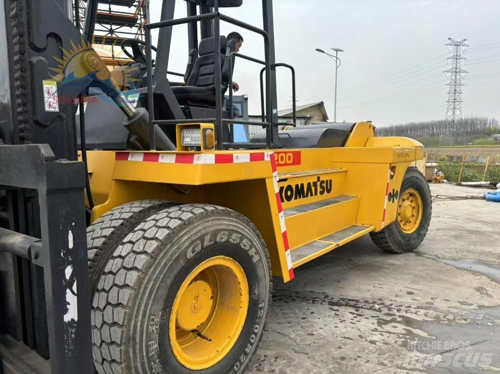 Komatsu FD 200 柴油叉车