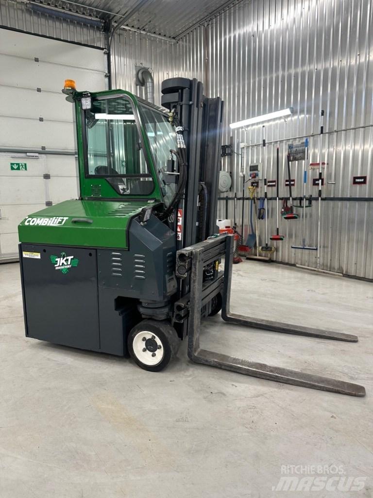 Combilift CB2500E 电动叉车