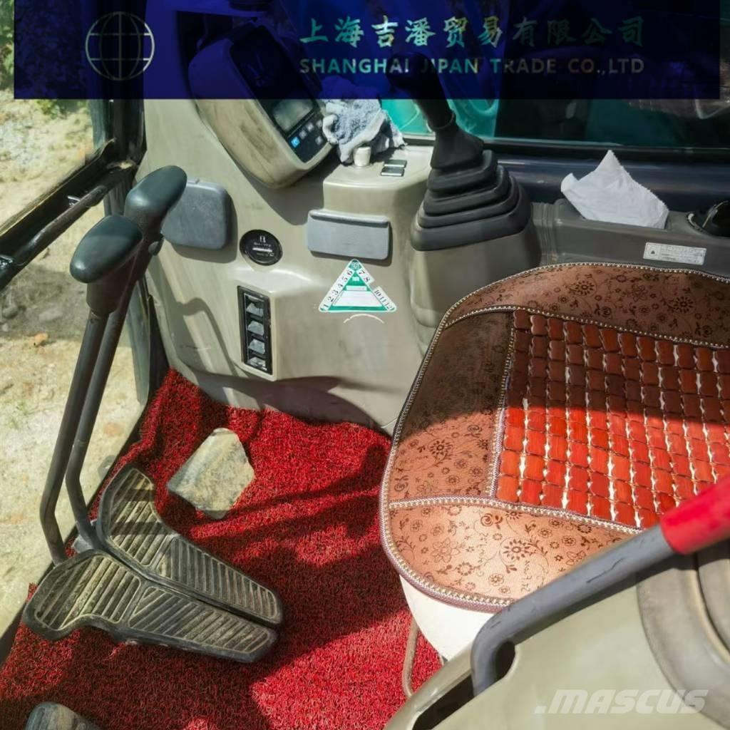 Kobelco SK 135 履带挖掘机