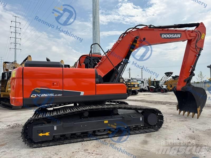 Doosan DX 225 LC-9C 履带挖掘机