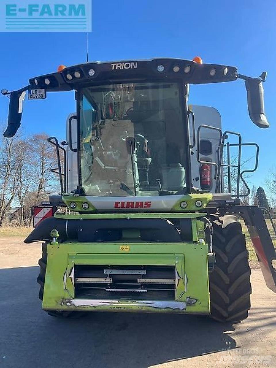CLAAS trion 730 联合收割机