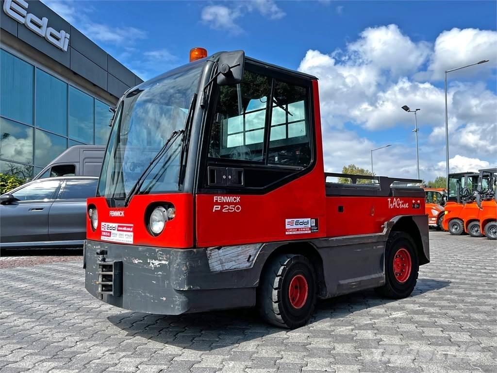 Linde P 250 码头牵引车