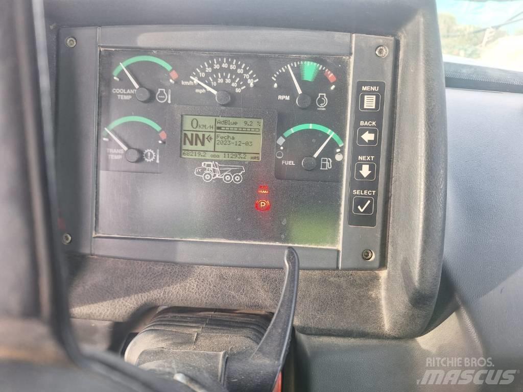 Bell B 50 D 铰接式自卸车