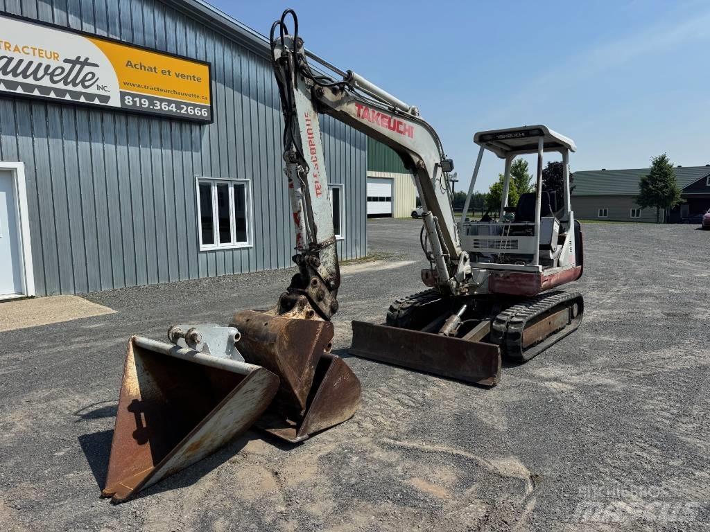 Takeuchi TB 035 小型挖掘机