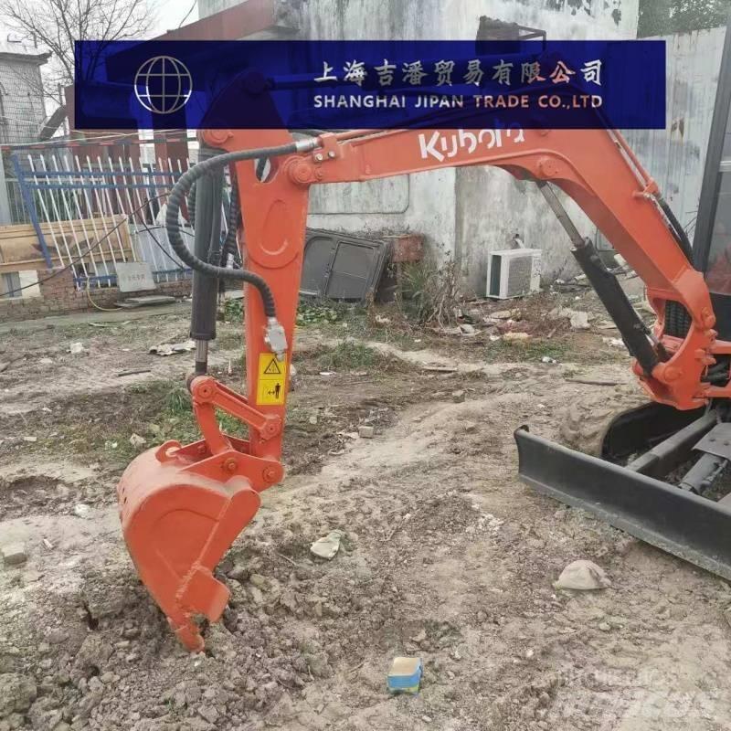 Kubota U 20 小型挖掘机
