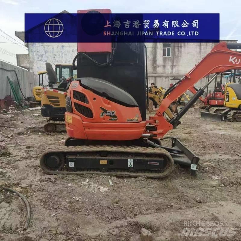 Kubota U 20 小型挖掘机