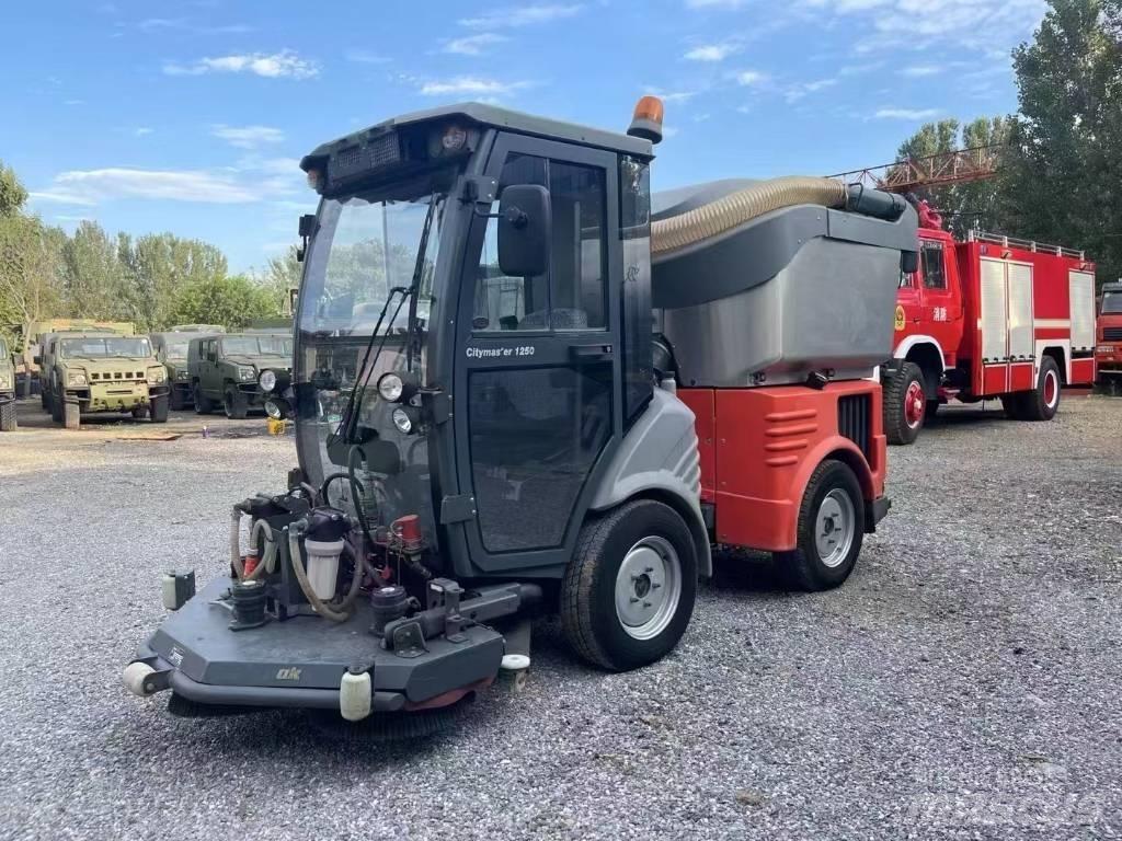 Hako Citymaster 1250 扫地机