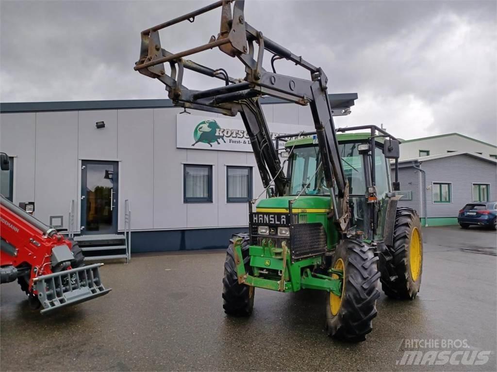 John Deere 6110SE 林业拖拉机