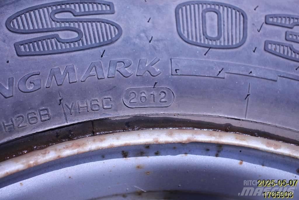  Marshal KRS 03 轮胎、车轮和轮圈