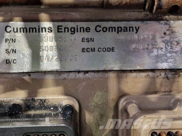 Cummins QSB5.9 发动机