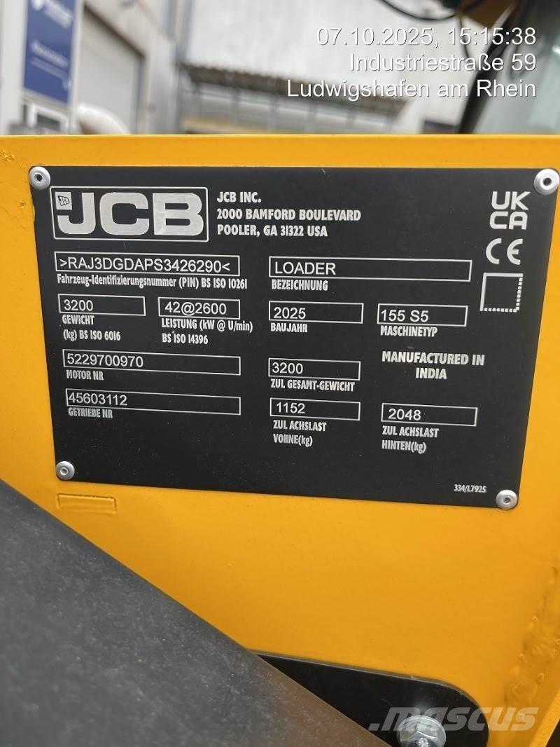 JCB 155 滑移装载机
