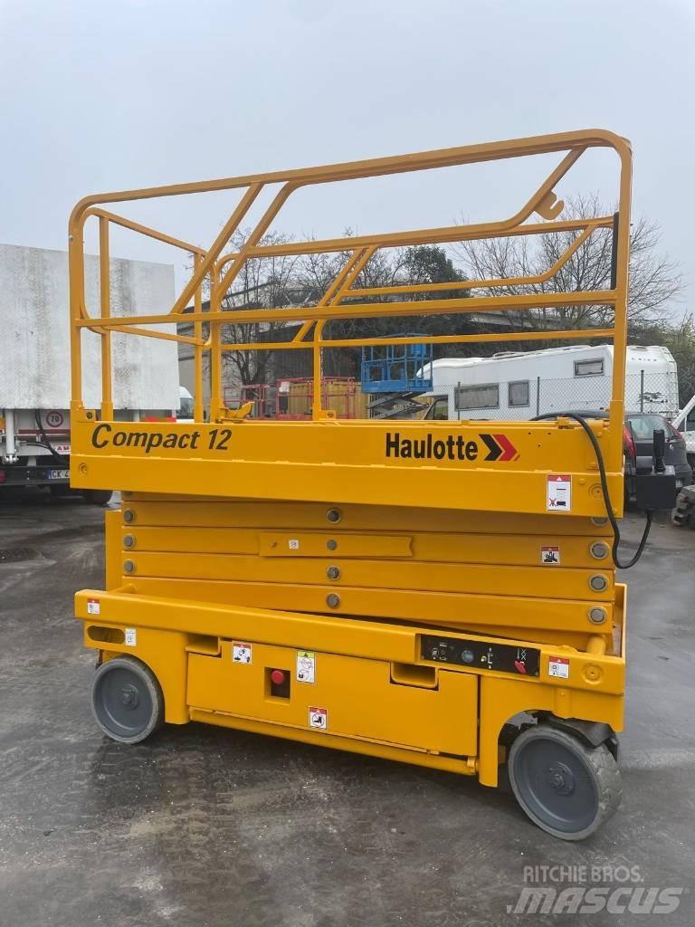 Haulotte Compact 12 剪叉式升降机