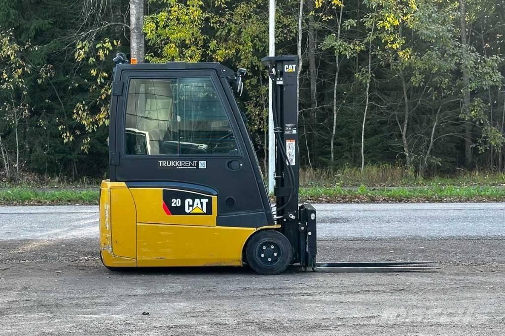 CAT EP 20 电动叉车