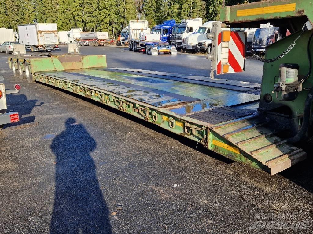 Volvo FH650 6X4 牵引车