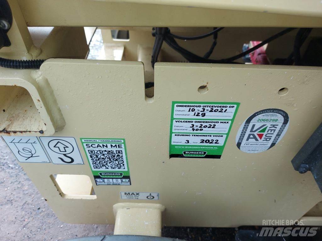 JLG 3246ES 剪叉式升降机