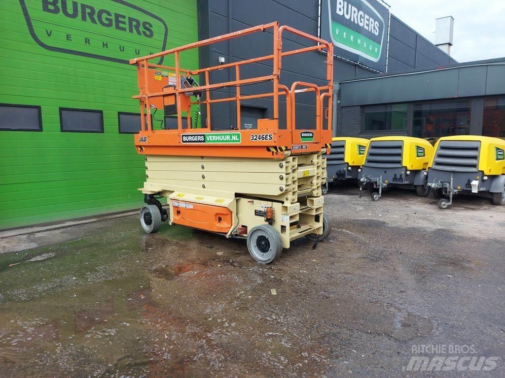JLG 3246ES 剪叉式升降机
