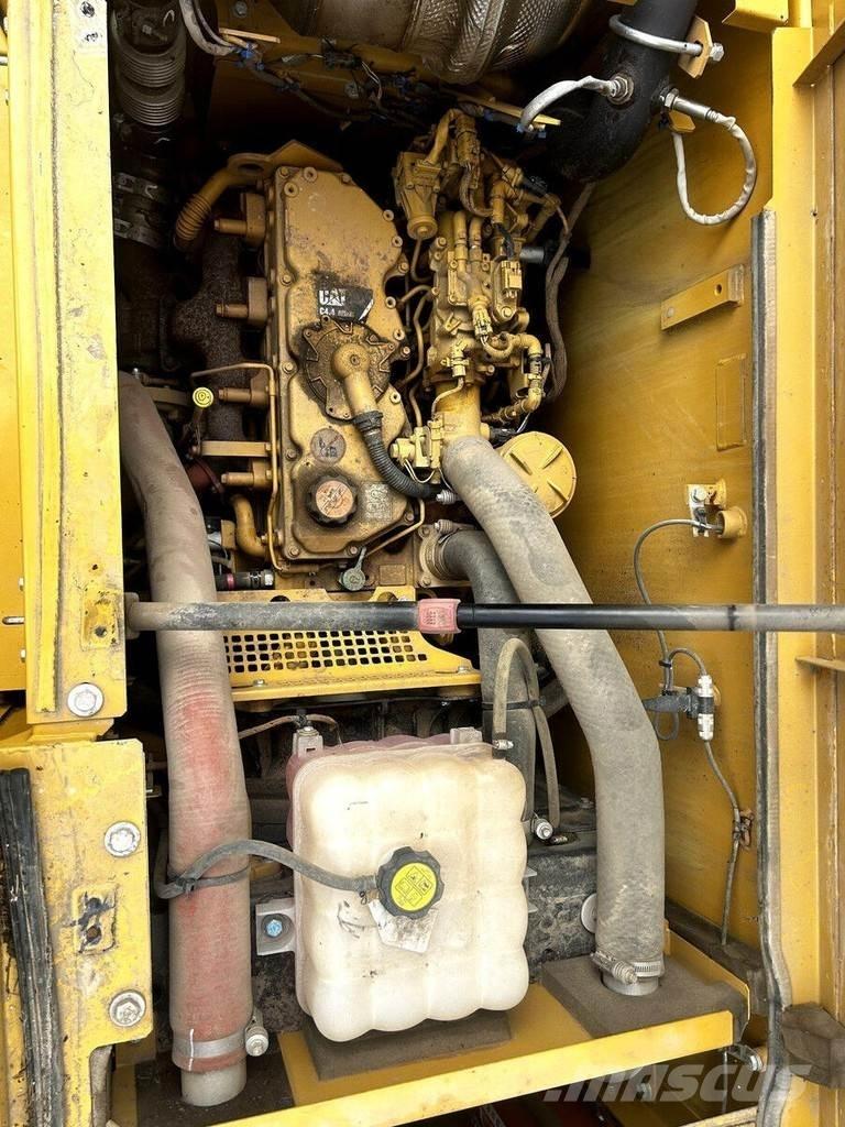 CAT 313FL 履带挖掘机